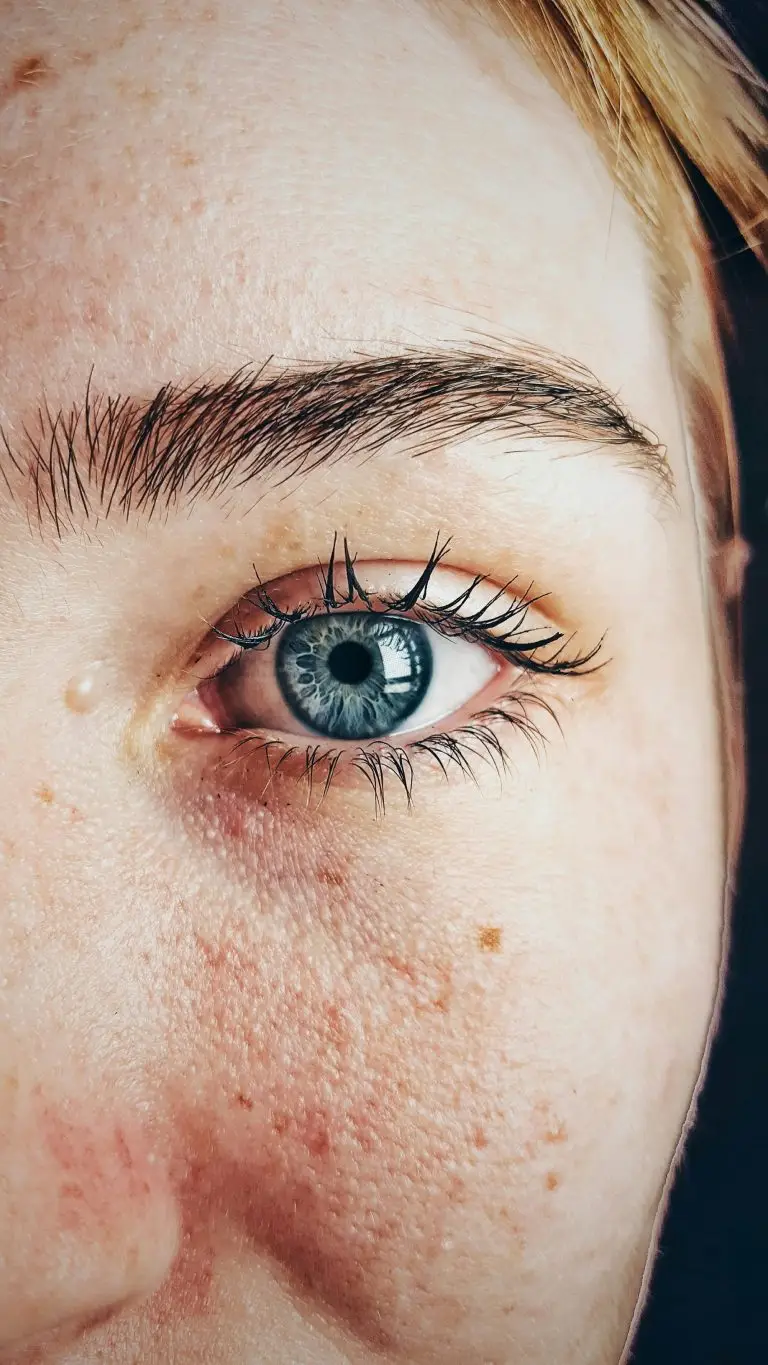 Photo by Almada Studio: https://www.pexels.com/photo/person-showing-left-eye-609549/